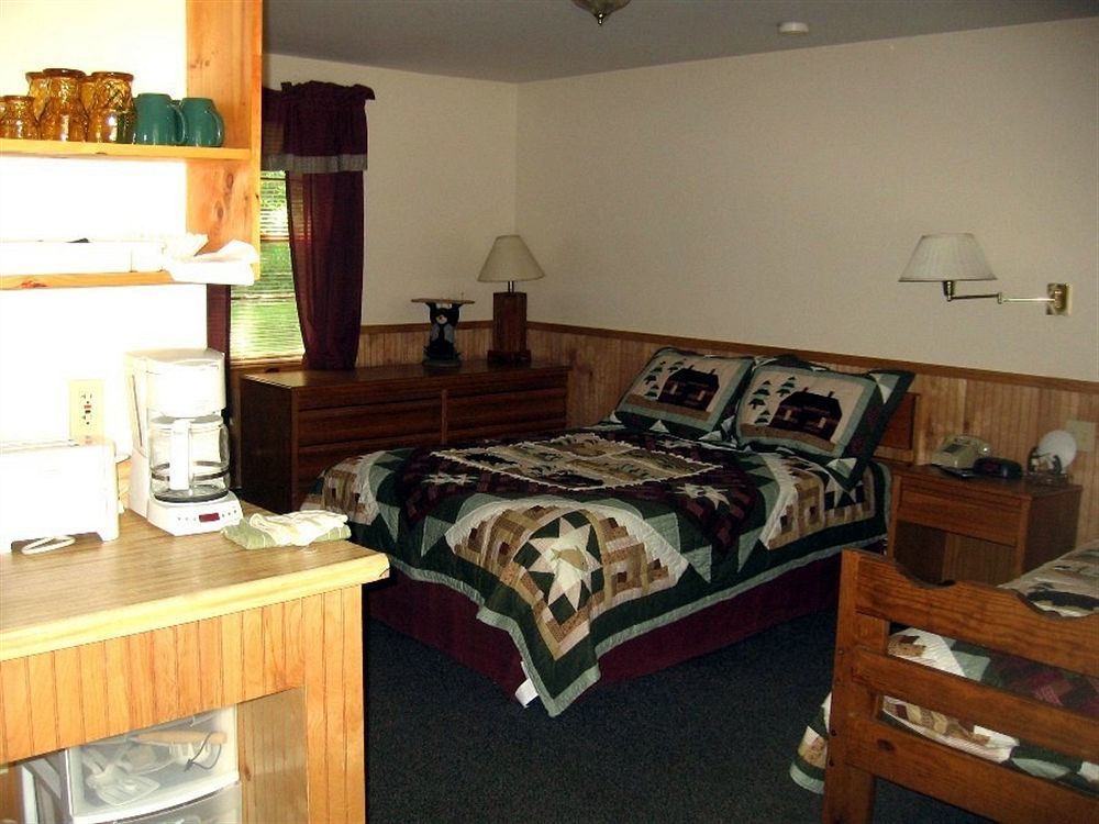 Bear Tree Lodge Weirs Beach Pokój zdjęcie